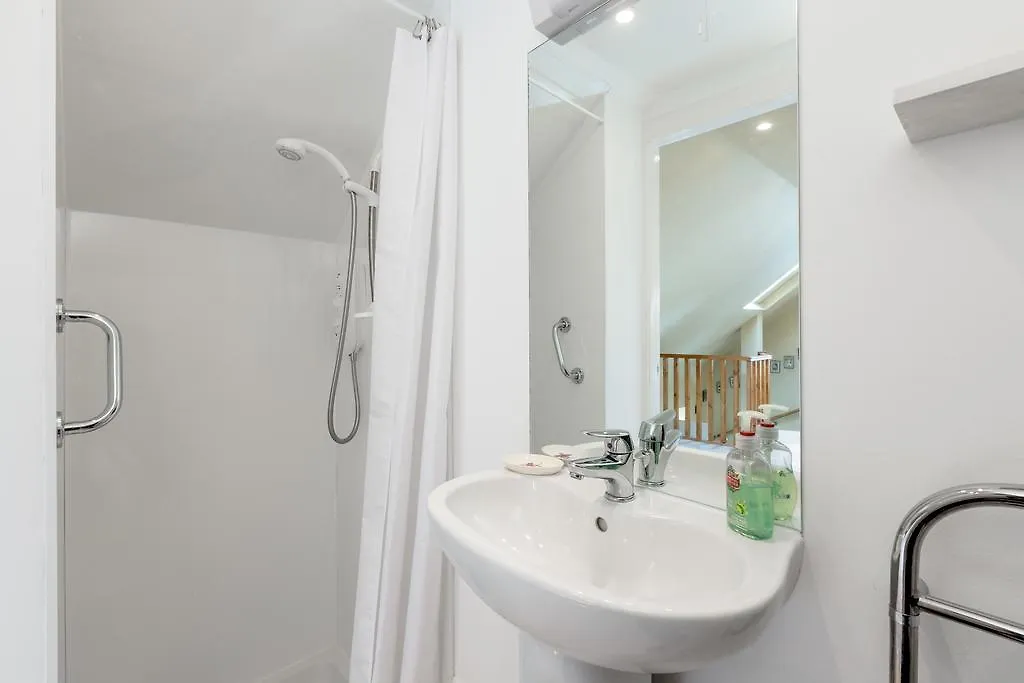 Silver Lining Meadows Apartments Edinburgh