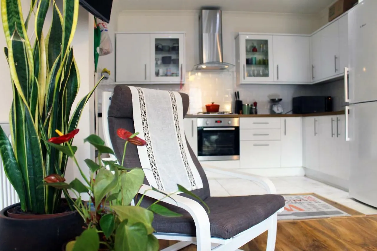 Silver Lining Meadows Apartments Edinburgh