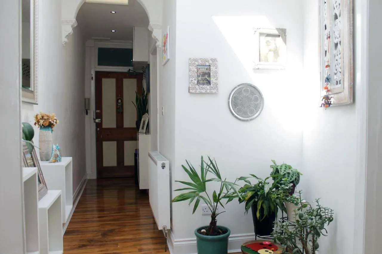 Silver Lining Meadows Apartments Edinburgh